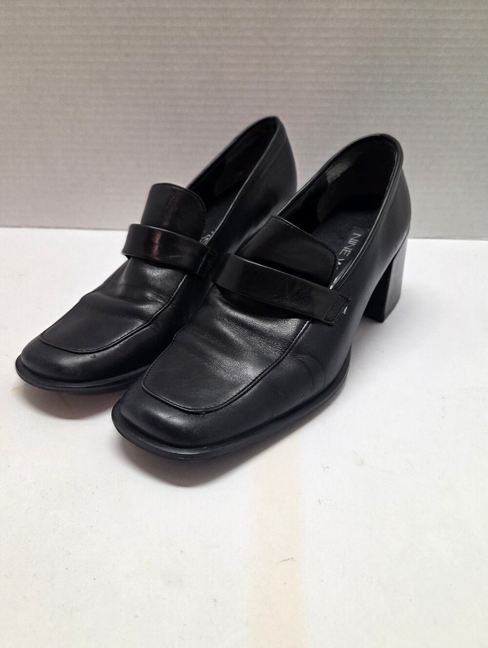 Vintagw Nine West Black Leather Block Heel Loafers Womens Size 8.5